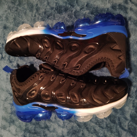 Nike Air Max Plus Men\'s Black Sneakers